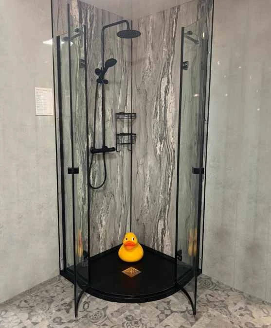 Vodas 8 Stella 800 Frameless Hinge Door Quadrant Shower Enclosure - Black 5 Vodas 8 Stella 800 Frameless Hinge Door Quadrant Shower Enclosure - Black - Image 5