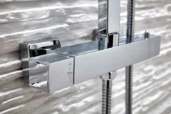 Scudo Elliott Square Dual Head Rigid Riser Shower 10 Scudo Elliott Square Dual Head Rigid Riser Shower -Roman Sales HBS Shower003 Detail3 small