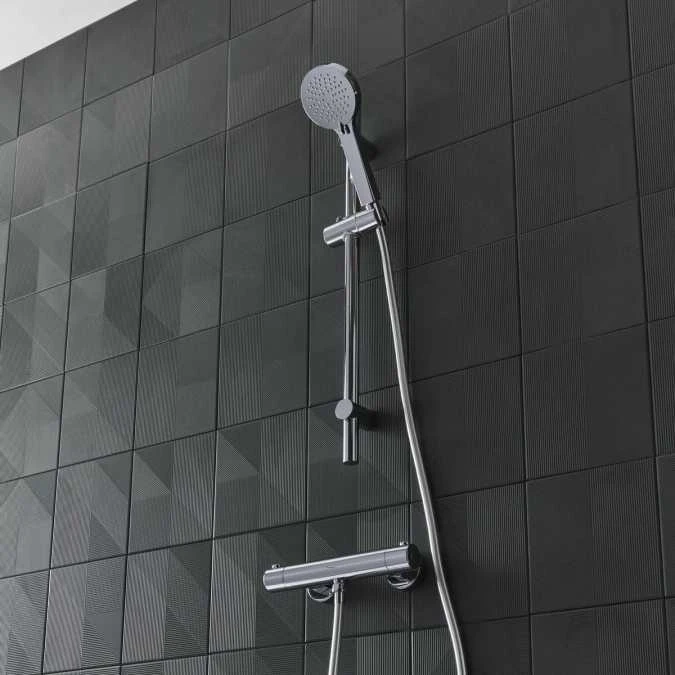 Tavistock Quantum Cool Touch Thermostatic Bar Valve & Handset - SQT2416 3 Tavistock Quantum Cool Touch Thermostatic Bar Valve & Handset - SQT2416 - Image 3