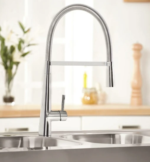 Portata Spring Pull-Out Kitchen Mixer Tap - Chrome - Scudo 2 Portata Spring Pull-Out Kitchen Mixer Tap - Chrome - Scudo - Image 2
