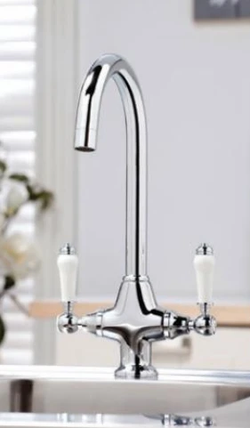 Scudo York Traditional Kitchen Mixer Tap - Chrome 1 Scudo York Traditional Kitchen Mixer Tap - Chrome
